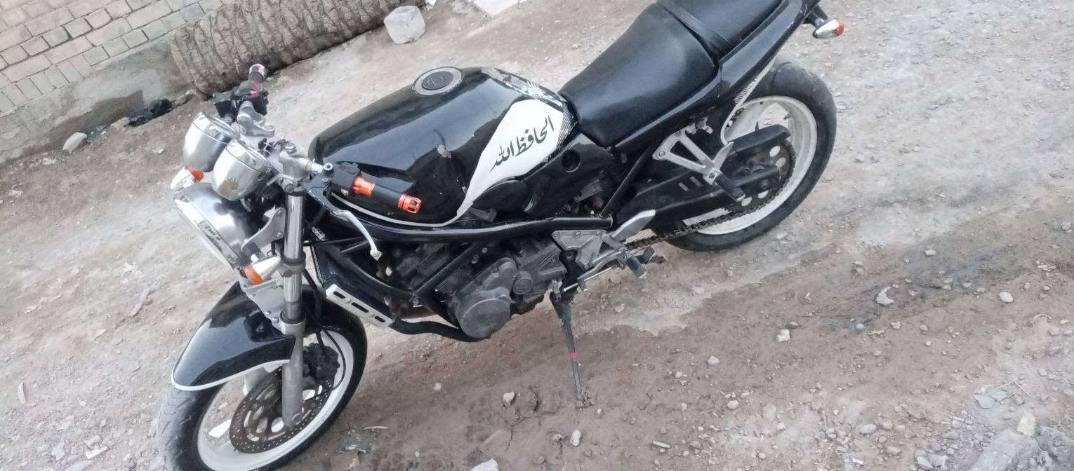 بانده • ٢٠٠٧ • بدل