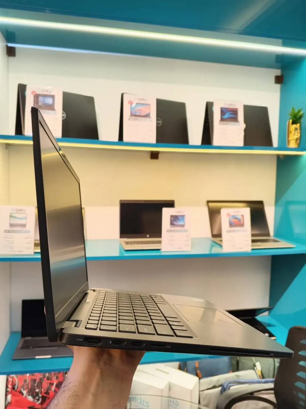 DELL 7410 • i7 جيل ١٠ • رام ٣٢