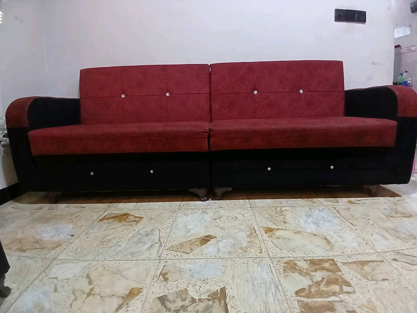 تخم • ٤ مقاعد • بغداد