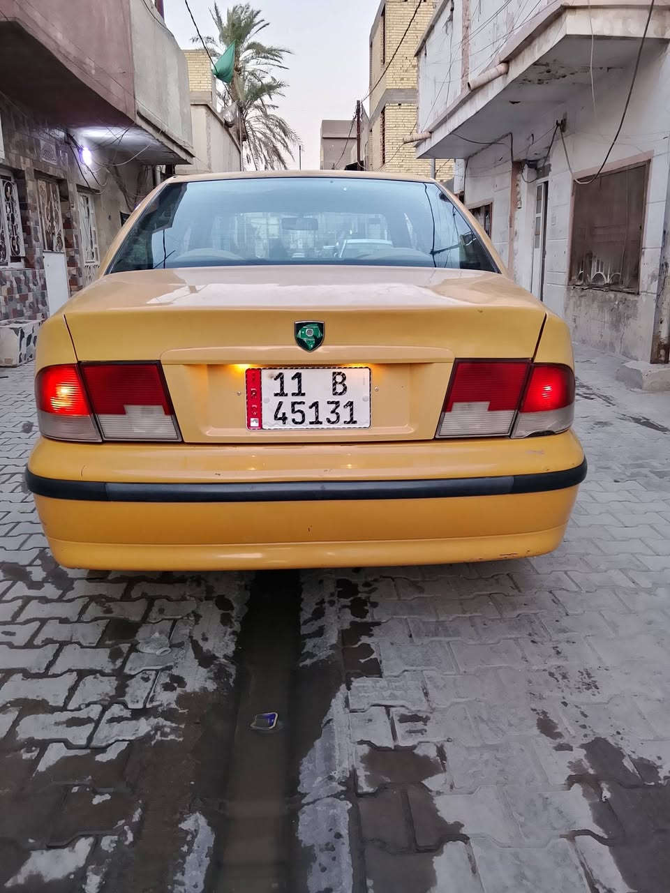 سلام عليكم سمند 2011 رقم بغداد هزا سنوية جديدة هيئه مصفره بسمي جاهزا تبريد ثلج  السعر 26 بيها مجال بسيط العنوان بغداد الاسكان قرب ساحه اللقاء ***********

