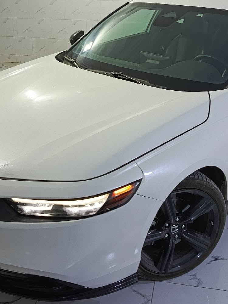 Honda Accord 🚘 هوندا اكور 2023 
Sport L

✅ مواصفات سبورت ل كشنات جلد ويل مات
✅السيارة رقم و سنويا جديدة حتا 2031
✅ 4 قطعة صبغ - صفحة النفر صبخ امريكا
✅ ماشية 100 الف کیلومتر 
✅ مكينة 2.0 هايبرىد 
✅ سيارة فقط للبيع  
✅ تحويل وكالة نفس اليوم 
✅ الغرامات راح ينزل من سعر 
مكان السيارة دهوك معارض تيرمينال الرقم 55 📍 
بنسبة سعر السيارة 179💲 و قفل 
***********☎️
 

#هوندااكورد2023
#اكورد2023
#hondaaccord2023
#accord2023
#duhokterminalcars
#accordsport سميل, دهوك
