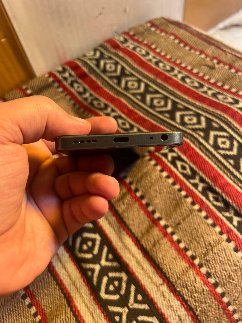 ريلمي C67 • ٢٥٦ • يحتاج شاشة