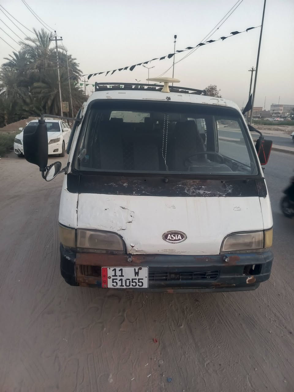 سلام عليكم كيا آسيا للبيع سياره رقم انكليزي بغداد سنويه لسنه 2030 مالك السياره بغداد مصفره مامطلوبه مكينه جديده كير بس الثاني يفلت كشنات مدوشمه ارضيه نضيفه باتري جديد سلف داينمه جدد سعر 45 بيه مجال مكان حله ورديه خارج ***********
