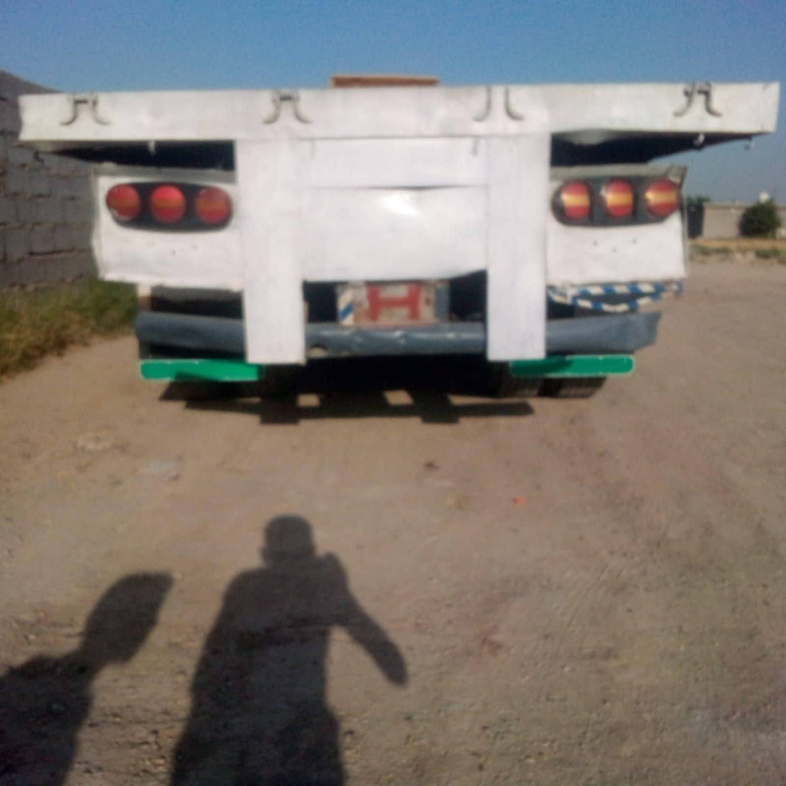 سلام عليكم البيع عربانه حداديه شاصي 16 بغداد ابو غريب رقم صاحب العربانه ***********
