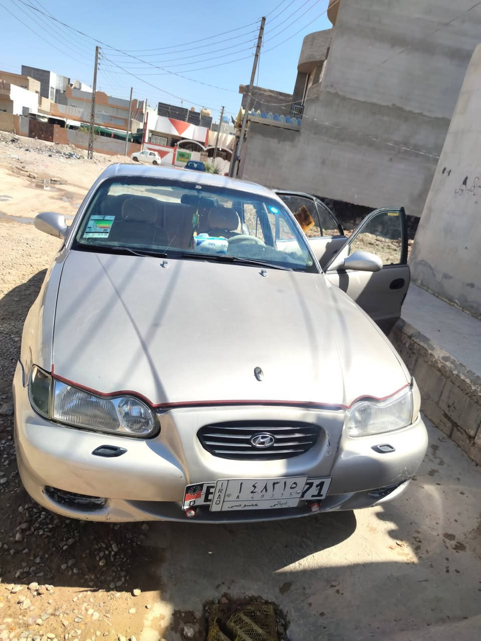 سوناتا 3 موديل 2000كير محرك كفاله شرط تحويل يحتاج اله بعض الملاحظات سعر 39  وبيه مجال مكان سياره ديالى ***********
