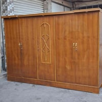 // كنتور ٥ابواب مستعمل. طول ٣م و٣سم  ارتفاعه ٢م و٢سم.... ((( السعر ١٦٠...