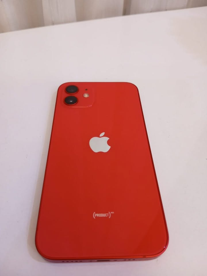 السلام عليكم
📱ايفون 12 

❤️لون مميز 

💾 ذاكرة 128

📞دبل سيمكارت

🔋 نسبه البطارية 86بلادي

✔️كله علبلاد مامبدل بي اي شي

نضافه 100‎%‎

💰السعر350بي مجال

للاستفسار علرقم بي واتس اب 

***********
