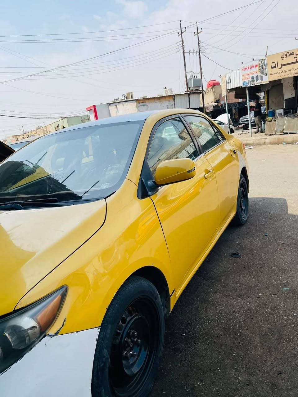 السلام عليكم كورولا موديل 10 وارد امريكي ناصرية مركز ضربته جالغ خلفي جهت السائق رقم دولي بسمي السعر المطلوب 87وبيه مجال 
الاستفسار اكثر على الرقم التالي *********** بيه واتساب
