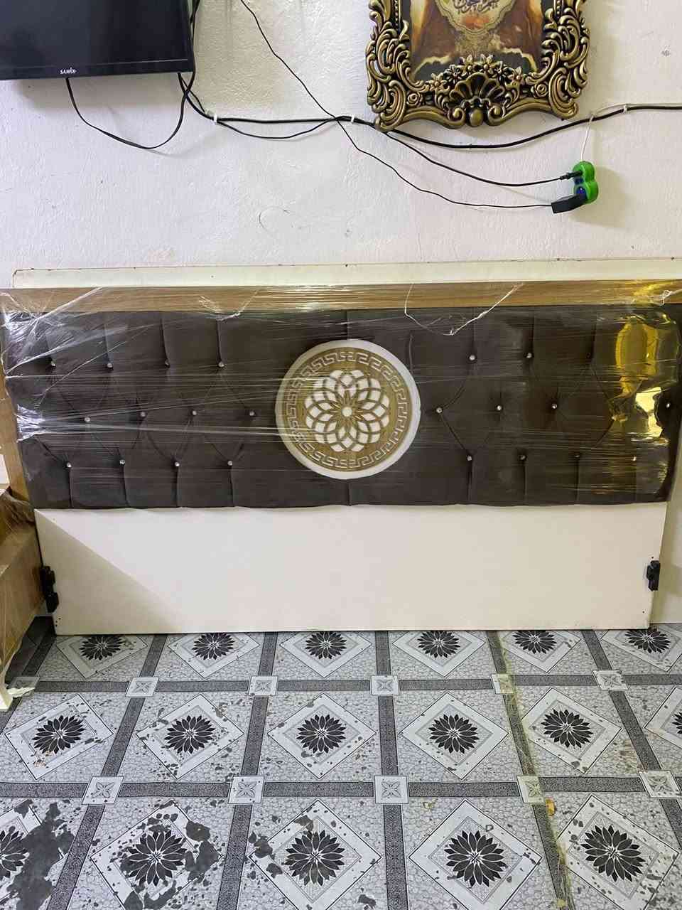 غرفه نوم بلجيس مامستخدمه نضافتها 100/100 سعرها350وبيهه مجال للشراي رقم*********** واتساب بغداد
