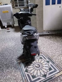 دراجه شحنRN لبيع دراجه بيها شخوط بسيطه بل جاملغ الخلفي وبل بخم شخوط بس...