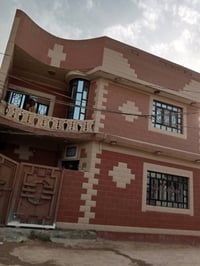 بيت للبيع • ١٠٠م • طابقين