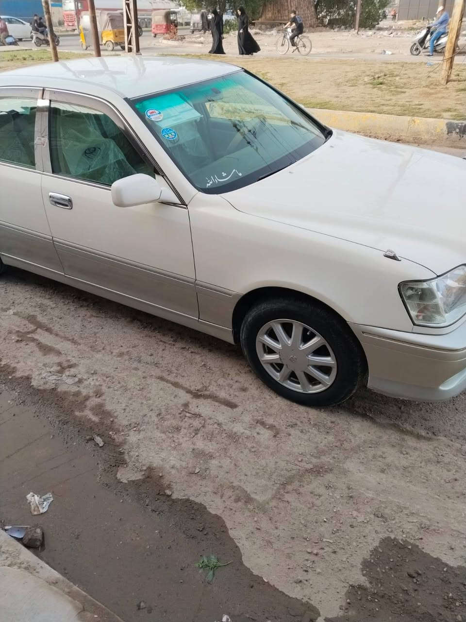 السلام عليكم
للبيع ملكه مكفوله من جميع النواحي 
2001
محرك دي فور الجبير 
شاصي 75
السعر 155
للاستفسار الاتصال على الرقم ***********
العنوان بغداد
