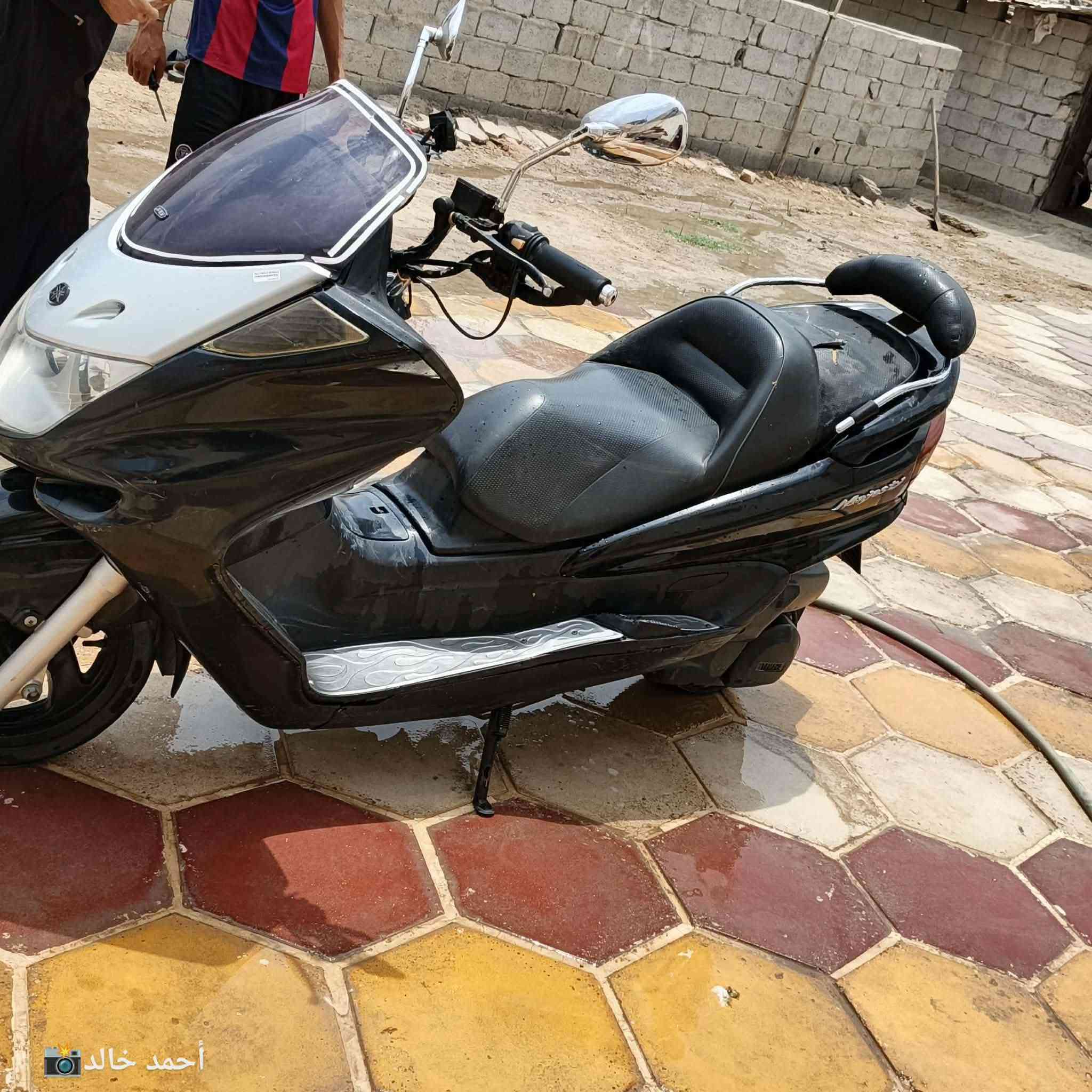 فورزه   للبيع  محرك مكفول دراجة جديدة حيل ونضيفه  السعر  800   مكان الناصرية قضاء  الاصلاح. كهربائيات كله شغاله  ***********
