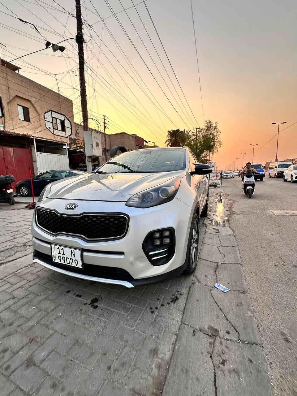 السلام عليكم

بيع او مرواس
سبورتج سلفر موديل 2018 فول مواصفات داخل جلد كشنات تدفئه حساسات خلفيه رادارات جانبيه بانوراما مكينه 2400 GDİ  مودات قياده سياره جديده كلش وكامله صدر نضيف  
الضرر جاملغ وبنيد ومصبوغ شبر من الباب مباوكين اللون  وصبغ جوه قبغ البانزين اثر جراد 
سياره جاهزه من كلشي 
السعر 132 بي محال
العنوان بغداد حي الاعلام
***********
