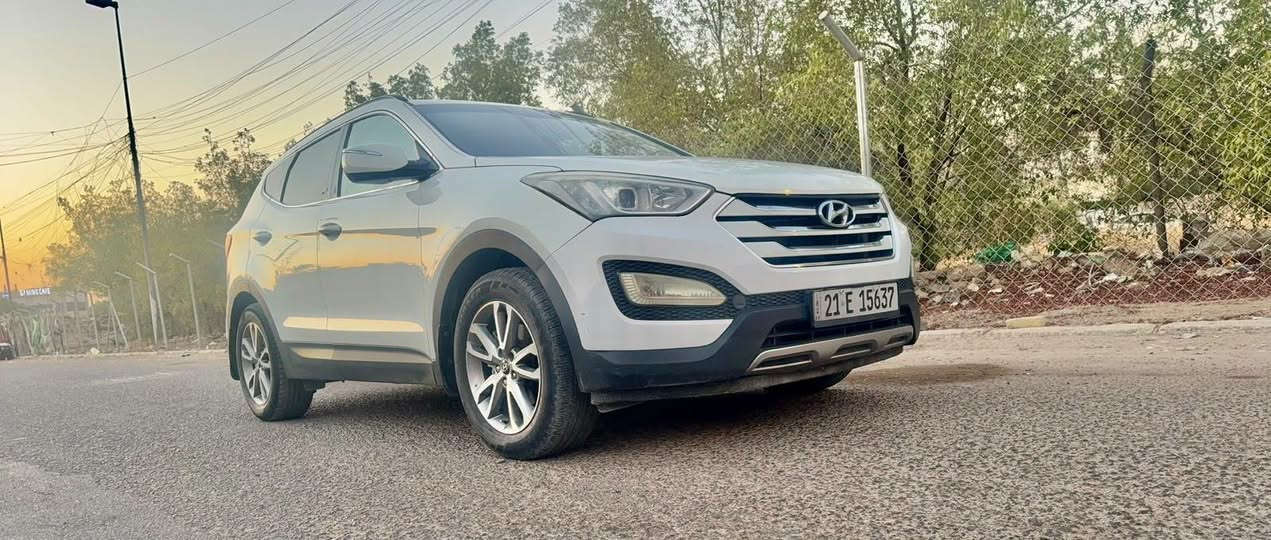 هيونداي سنتافي 2013

وارد خليجي، شكل 2014
رقم سليمانية

4 سلندر DOHC
7 راكب

كامرة
شاشة اندرويد + CarPlay
3 قطع تبريد

اشارات بالمرايا
حساسات خلفية
داخل مغلف بالكامل

سيارة عائلية واسعة، تناسب العوائل الكبيرة وتوفر راحة بالسفرات والاستخدام اليومي

الضرر: كصة بالبنيد فقط

مكان السيارة: بغداد، شارع فلسطين
للاستفسار: *********** (واتساب متوفر)

السعر: 🟧 السعر علق يوصلك السعر 📮

#هيونداي_سنتافي_2013 #خليجي #بغداد #بيع_سيارات

