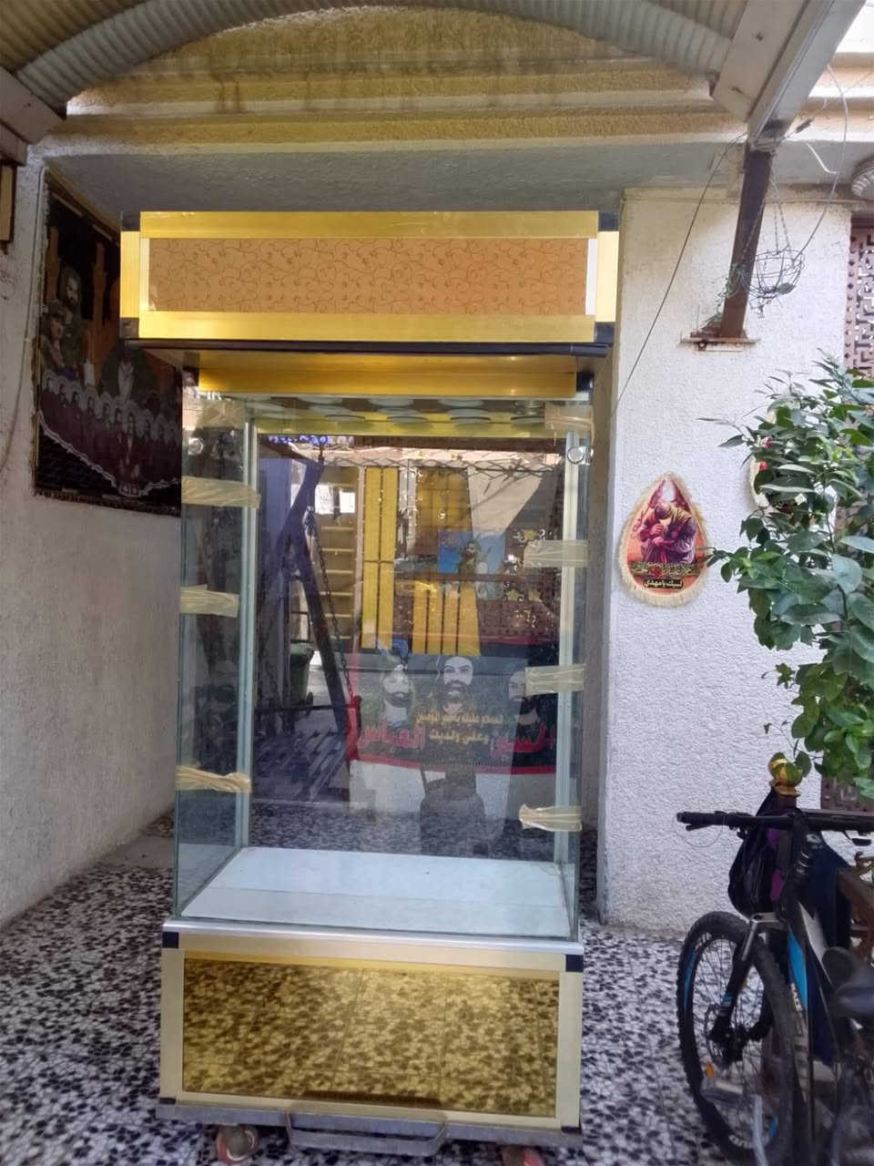 للبيع بسعر مناسب  رقم الهاتف ***********
