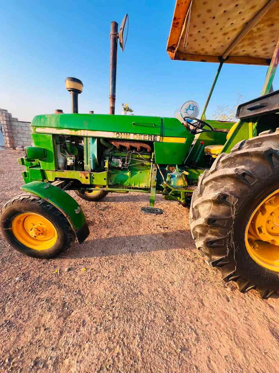تركتر جوندير 82رقم نينوى محرك ستندر طاحونه ونوزل جدد معمرات وضع شركه مكان جنوب الموصل ستفسار ***********رجاء مو شراي لا تتصل

