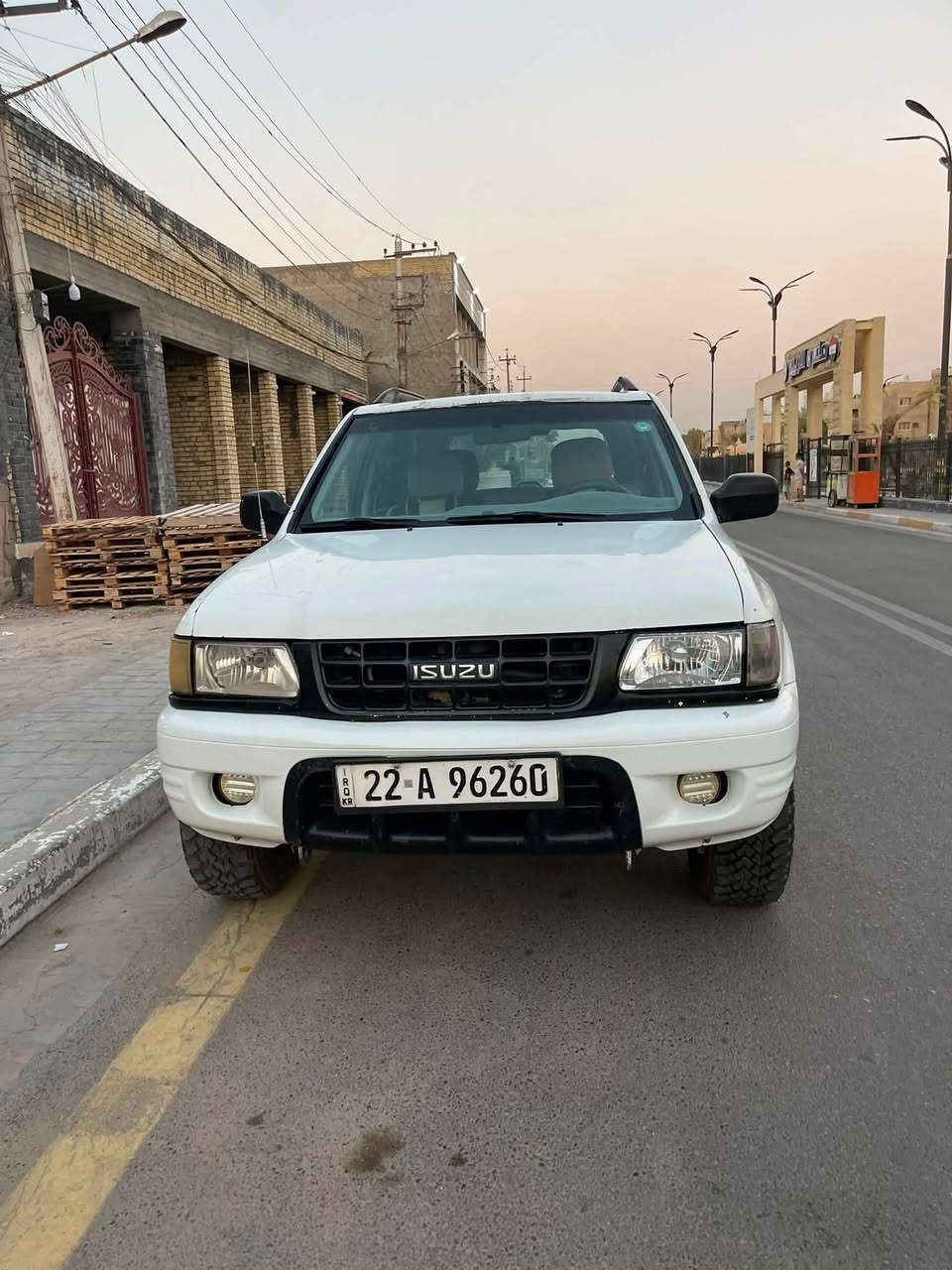 ازوزه 2000 كامله مابيها اي نقص تبريد تايرات تخم كله جديد هزه قبل شهر يعني مابيها اي نقص نظافه شوفت عينكم 58 بزعفرانيه ***********
