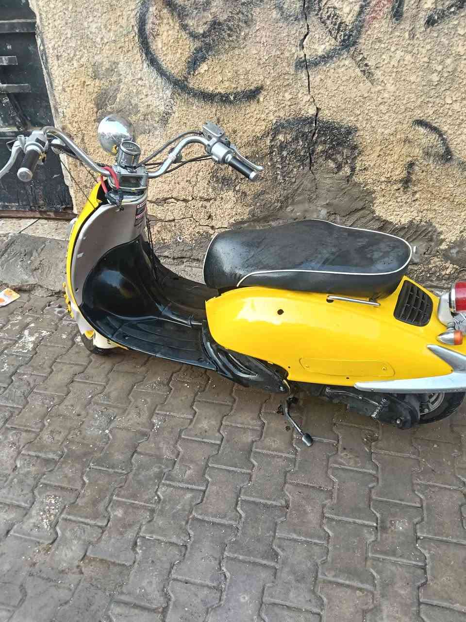 بيع دراطه جوكر المكينه مالته مال ماكس عدله سرعته 120 نضافه فول سعره ب700الاف وبيه مجال عنوان بغداد المدينه الصدر رقمي ***********
