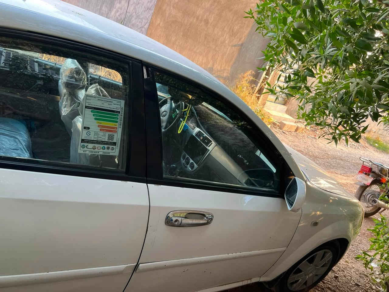 فورنزا ٢٠٠٨ محرك ٢٠٠٠ رقم بغداد إنكليزي محرك جديده صاله شهر من مشدود تبريد ثلج تدفئه شغال سعر ٦٥ وبيه مجال بسيط مكاني ديالى منطقه جديده الشط ***********
