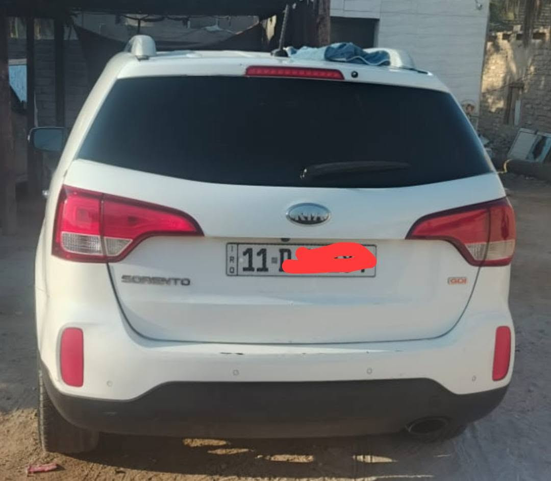 السلام عليكم ورحمة الله وبركاته
KIA سورنتو 2014
لون أبيض رقم بغداد نكليزي بسمي تحويل ثاني يوم
مكينه 4 أمريكي ضربه  خفيفه بنيد وكتاب الفحص موجود 
5راكب السياره حلوه خير من الله 
العنوان الناصرية سوق الشيوخ السعر جداً مناسب 
التفاصيل اكثر اتصل على ‏‪***********‬‏

