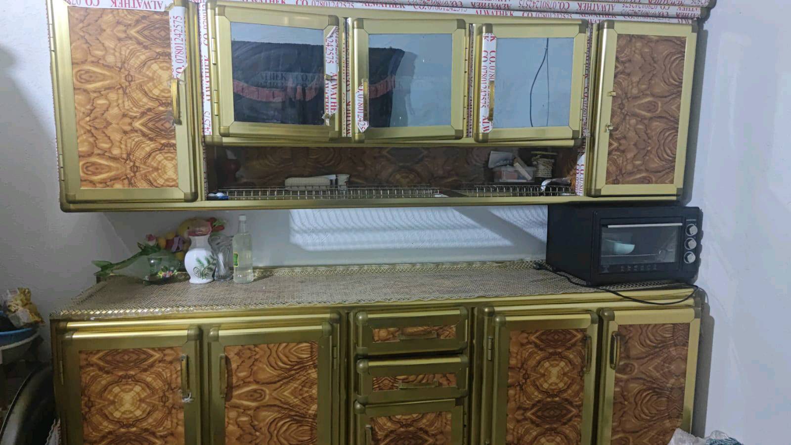 كاونتر مطبخ 5 قطع زائد ميز جرار السعر ب 300 وهذ رقمي ***********