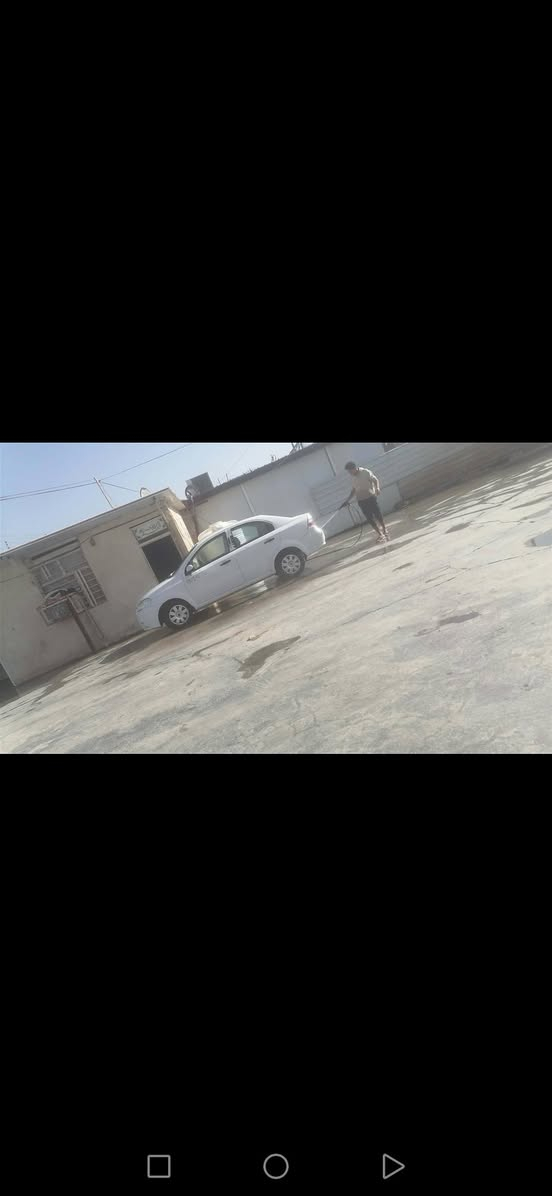السلام عليكم
للبيع سيارة افيو 2011  محرك 1500 و السيارة رقم كربلاء باسمي و السيارة  
سعرها 73 و بيها مجال 

***********
