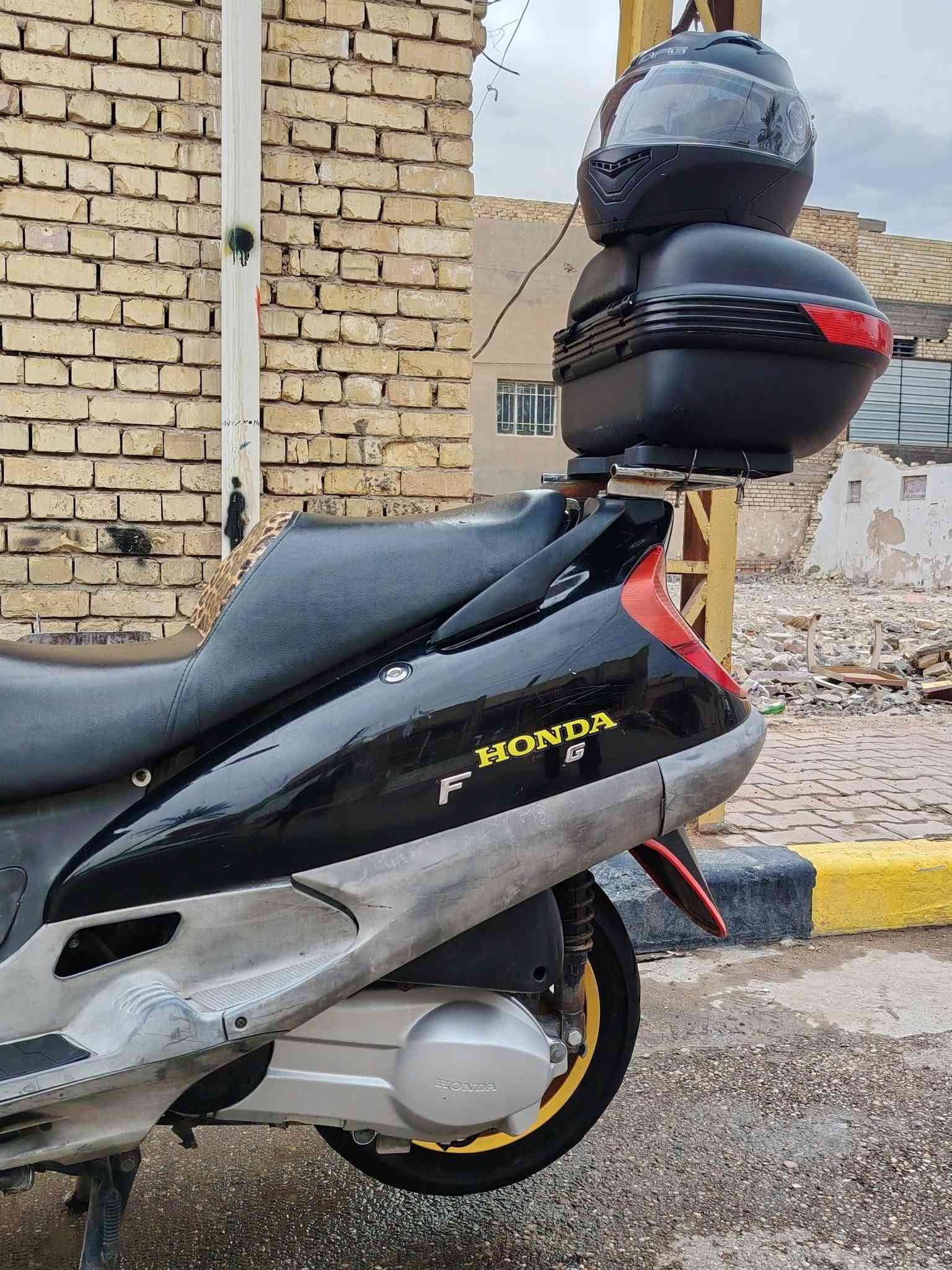 سلام عليكم دراجه 0.4 فور سايد كفاله عامه مكينه مكفوله ما مفتوحه جيب فيتر وافحص بيدك اوراق منفيس ومكاتبه بيه نقص شي بصيط كلش كيلو متر واكف بس كيج بانزين وحمواه شغالات 💥
سلام عليكم دراجه 0.4 فور سايد كفاله عامه مكينه مكفوله ما مفتوحه جيب فيتر وافحص بيدك اوراق منفيس ومكاتبه بيه نقص شي بصيط كلش كيلو متر واكف بس كيج بانزين وحمواه شغالات 💥
السعر 800 بيه مجال بصيط 
مكاني بغداد الحسينيه راشديه
