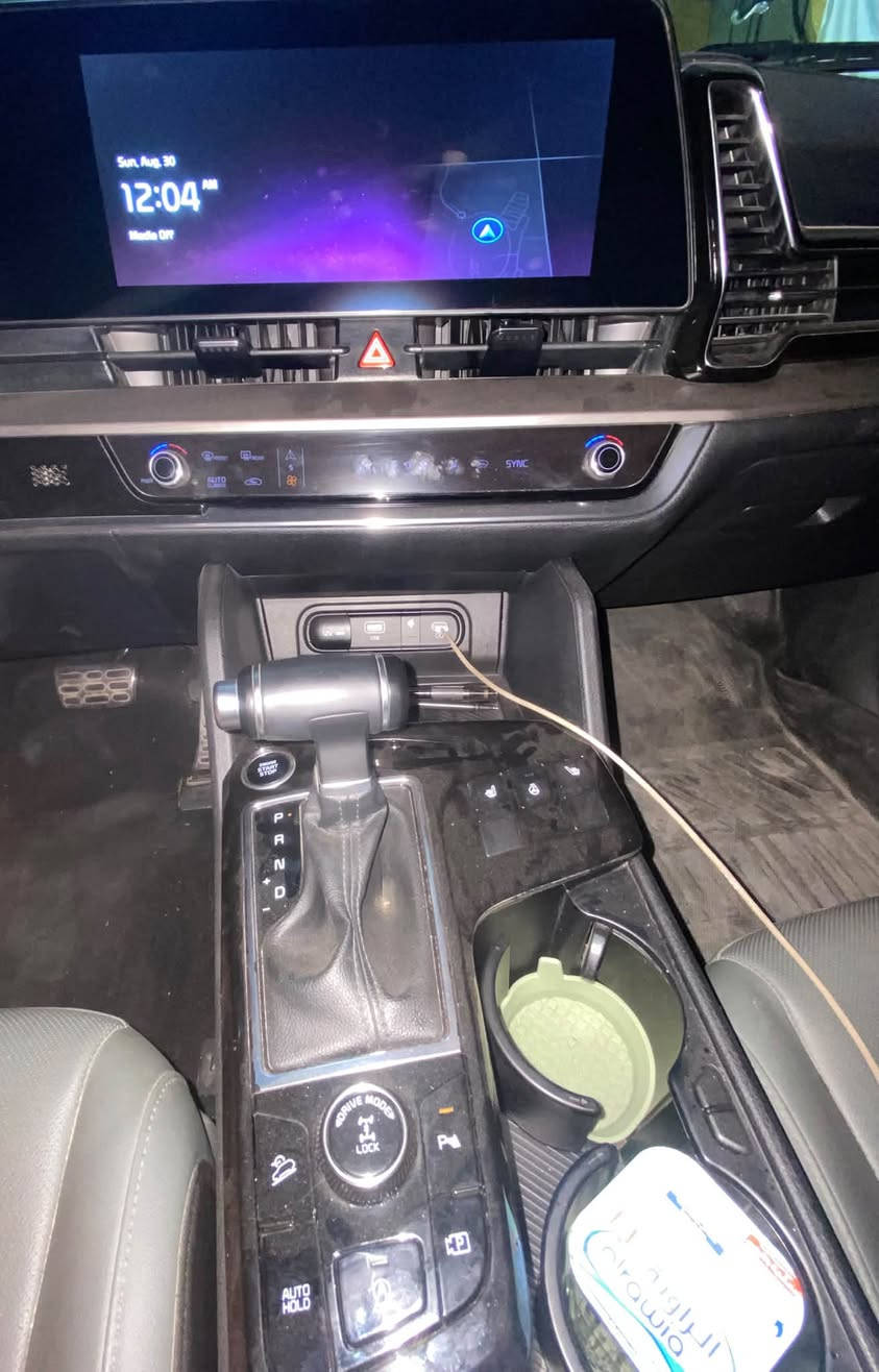 :

🚘 للبيع كيا سبورتاج أمريكي 2023 – فول مواصفات 🔥

✨ الموديل: كيا سبورتاج 2023 محرك 2400 جئ دي اي  بانزين عادي اومحسن تشتغل عادي بدون دوانز مساقا 
🇺🇸 المصدر: وارد أمريكي
⭐ الفئة: فول مواصفات
📅 سنة الصنع: 2023
🛠️ الحالة: نظيفة جداً
❄️ تكييف قطعتين
📺 شاشة ومواصفات تكنولوجية شاشه كبيره فتحة سقف بانوراما باب الجنطه بصمه
📷 كاميرات وحساسات
🔑 تشغيل بصمة / دخول ذكي تشغيل عن بعد
⚡ مواصفات كاملة حسب الفئة

السيارة جاهزة للاستخدام، وتفاصيل الفحص والحادث جاملغ الخلفي موضحة للمشتري بكل شفافية.

💰 السعر: [السعر  دفترين وخمس مائة ] وبيها مجال
📍 الموقع: [المحموديه ]
📞 للاستفسار: [رقم الهاتف ***********
