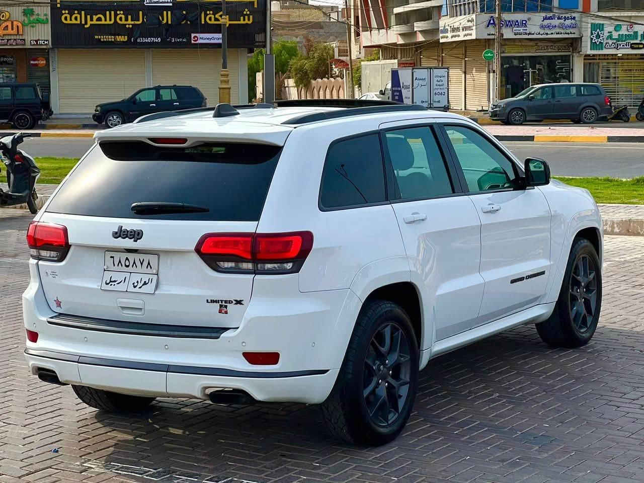 السلام عليكم
للبيع جيب 2019 لمتد X فول مواصفات للاخير بدوون ايرباك 
حادثها جاملغ خلفي صبغ وباب خلف السائق مبدل نفس اللون 
مواصفات ( رادار امامي .. حساسات امامي وخلفي .. بنوراما .. جنطه كهرباء .. اوتو بارك اصطفاف ذاتي .. تحديد خروج عن المسار.. كشنات جلد كهرباء .. تدفئه كشنات.. بعد مواصفات هواي بيها)
ماشيه 73 mi  ادامه كامله كير ومحرك وتايرات وصدر جديد 
رقم اربيل  باسم شركه. (تحويل / وكاله)
السعر243 $ وبيها مجال بسيط 
*********** مكانها بغداد
