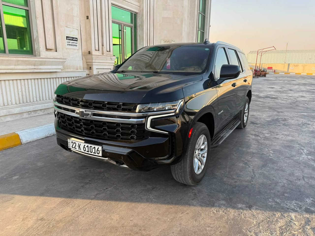السلام عليكم تاهو موديل 2021 خليجي فئه LS
معروفه مواصفات ال LS
رادار 
5بصمات
تشغيل عن بعد 
تثبيت مسار  
وباقي مواصفات المعروفه تقرير كامل داخل المنشور 
سعر سياره 400 وبيه مجال قليل
مغلفه ppf بل كامل
وعازل حراري للجام كامل 
عنوان البصره
رقم الهاتف ***********
