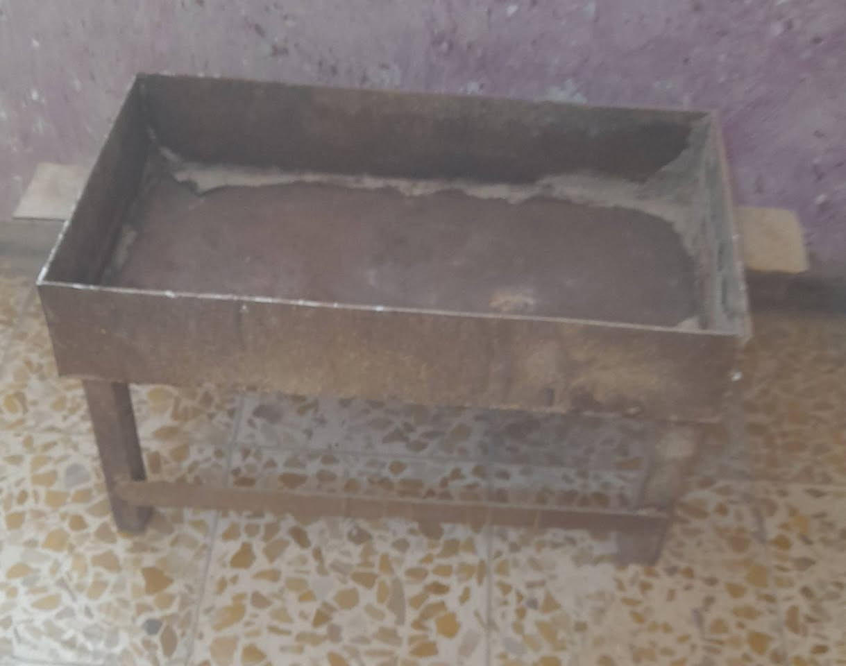 قفص مكيف ٢ سعر الواحد ٢٥ الف متانه وبوفيه تسكام كبيره طول مترين وارتفاع متر وعرض ٦٠ سنم ما بيها ضرر ب١٢٥ الف ومنقله حديد ثكيل كلش ب٢٥ الف و واتربم عدد ٢ الواحد ب١٠ الف شراي وات ساب *********** او خاص زعفرانيه
