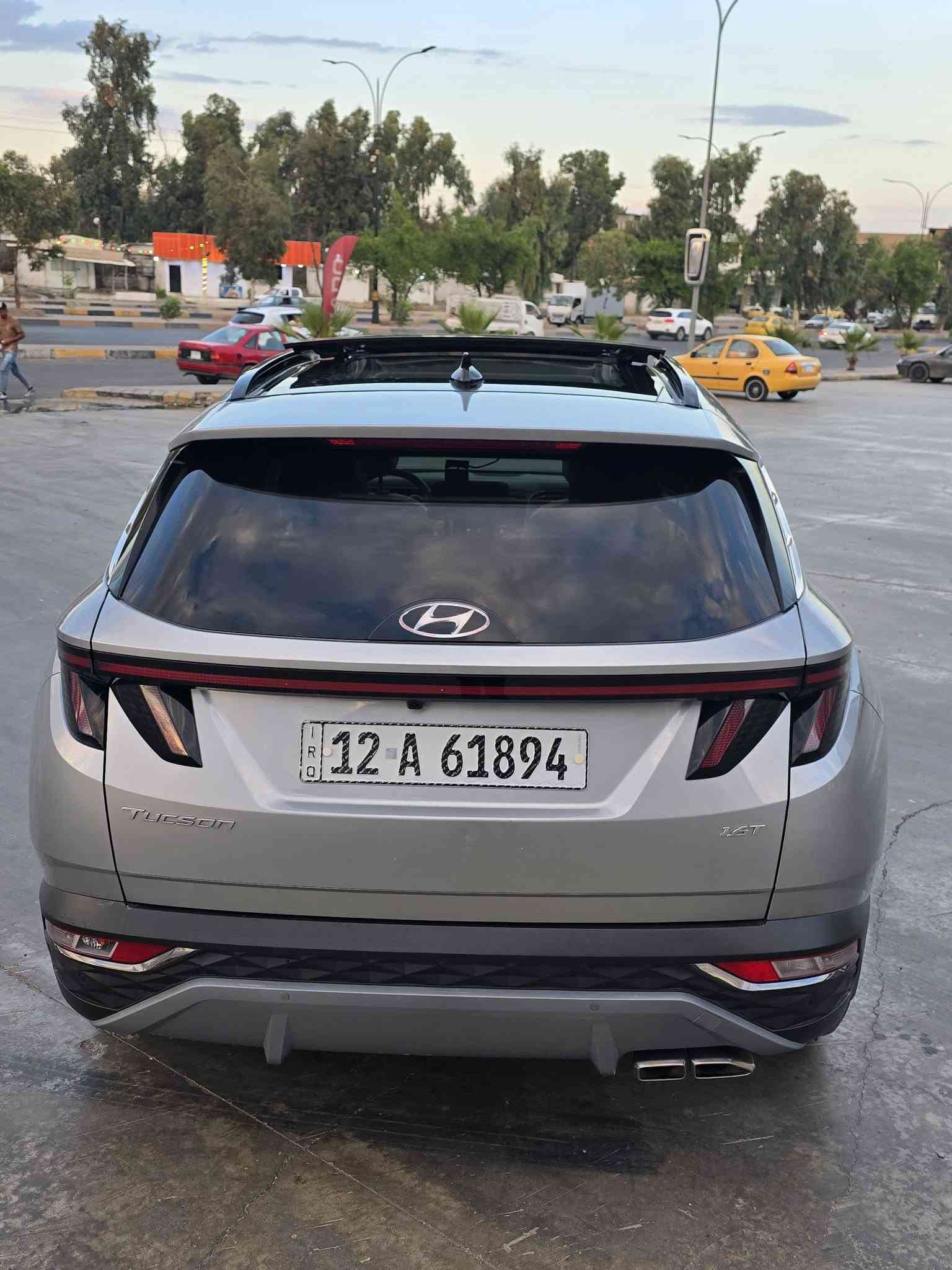 توكسن كندي مديل 2023
سعرها 185$ 
ما ابيع قسط ؟
فول فول 1/1 
بانو راما 
بصمه 
صندوق كهربائي
رادار 
كير بيانو 
كشنات جلد + تدفئه + تحكم كهربائي
تبريد لمس + قطعتين 
تشغيل عن بعد 
زينول كشاف + تحكم درجات
نقط عمياء 
ترحيب 
مري شفط +ايشاره + هيترات
نظام @ عند الازدحام  
ماشيه 72 كيلو 
ضررها حافه البوند وحافت الجاملغ مؤشر بالصور 
محرك كير شرط 
سياره مال بيت حيل نضيفه 
مكاني موصل شقق الخضراء 
*********** الكورك بيه واتساب 
***********
