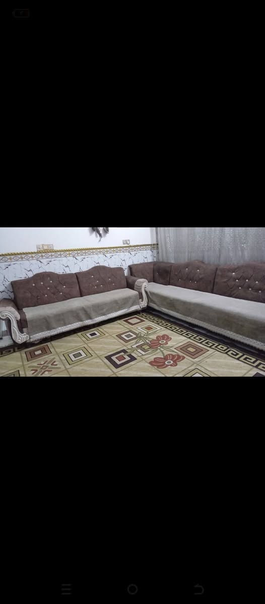 صوفا • استعمال قليل • واتس