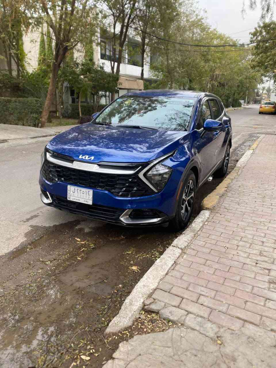 سبورتج موديل 23للبيع امريكي ماشيه ٦٠ميل كشنات جلد بصمه كرسي كهربائي بيهه صبغ شبرين بنيد فقط وباب عكس ااسايق بارد مكاني بغداد للاستفسار الاتصال على الرقم *********** واتساب موجود
