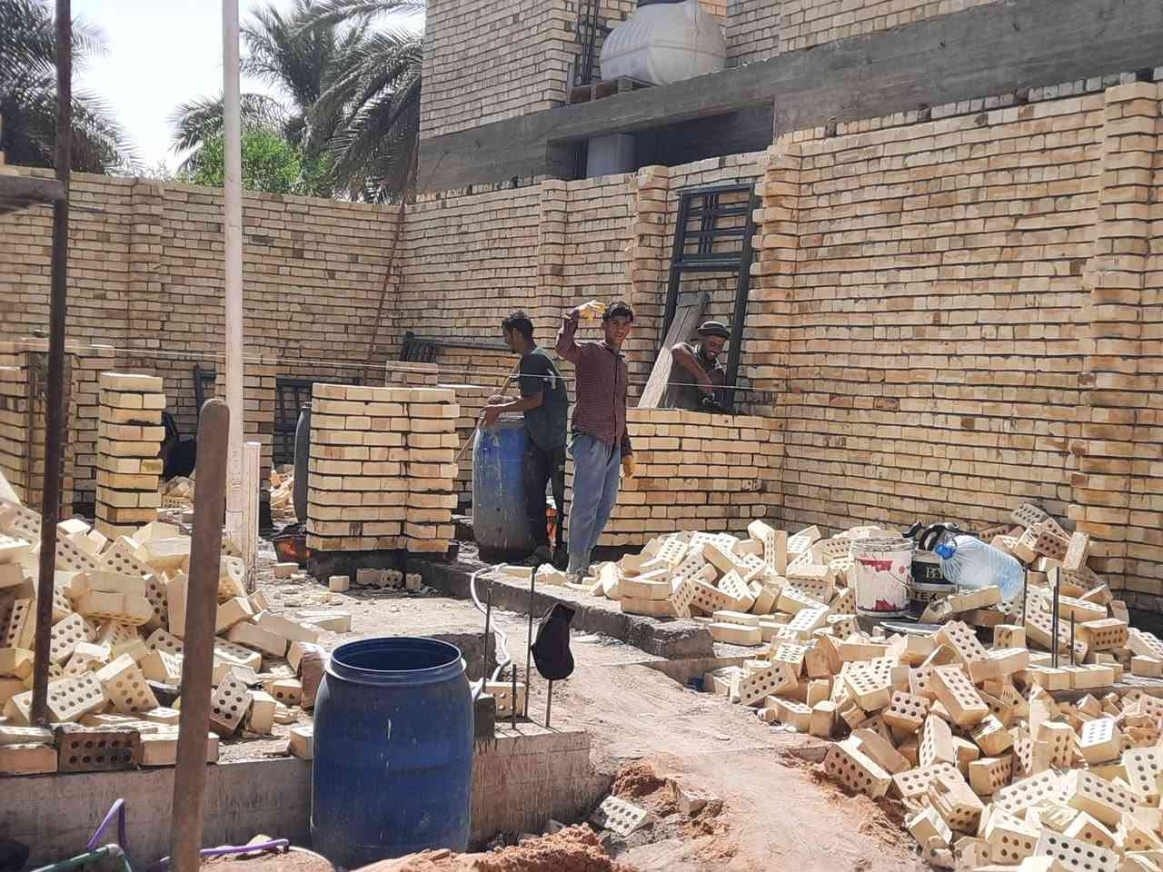 خلفه بناء احمد الجبوري شغل على دبل شغل نضافه الموقع تصال الواس اب او رقم الواس ***********
