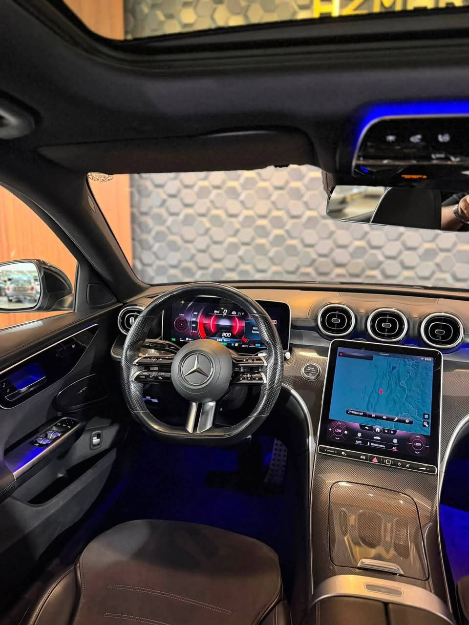 ارخص سعر بكل العراق 285 ورقة قفل🔒
Mercedes benz C class amg وارد الماني🇩🇪
موديل : 2021
ماشية : ٤٥ الف كيلو فقط

مواصفات السيارة فول الفول
بنوراما و لايت ملتي بيم  و لايت ليزر و كشنات تدفئة و رادارات و حساسات و كامرات و انارات داخلية متعدد الالوان و انضمات قيادة بيها و ستيرن amg بلادية و السيارة مواصفاتها متخلص 

السيارة وارد الماني ضمان دولي
بيها جاملغ خلف السكن صبغ بدون دواخل بدون ايرباك اثر شخوط
محرك كير كهربائيات كلها بشرط بدون اي خلل 
السيارة مرقم و جاهز تحويل او وكالة بشرط

سعر : 285$ ورقة
للاستفسار : ***********
العنوان : السليمانية المعارض  الجديدة شركة ازمر اوتو معرض رقم ٣٤
