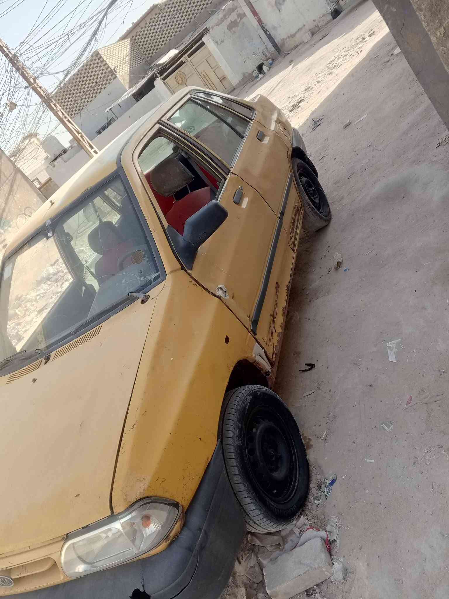 سايبه للبيع سياره شغاله 
صاحبه بل دوانيه ماواصله ابيع عل اهل وضع هاذه العنوان نجف سياره جاهزه سعر ب6 ورقات ونص ***********
