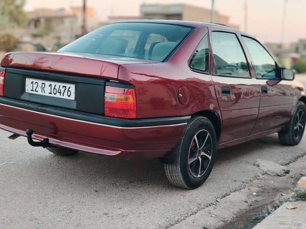 فكترا حجم 16
موديل 1991 
صبغ فقط جمالية بدون معجون 
بدون ضرر 
محرك معمر جديد 
وكالة او تحويل من الشرعي 
عنوان تلعفر 
***********
***********
