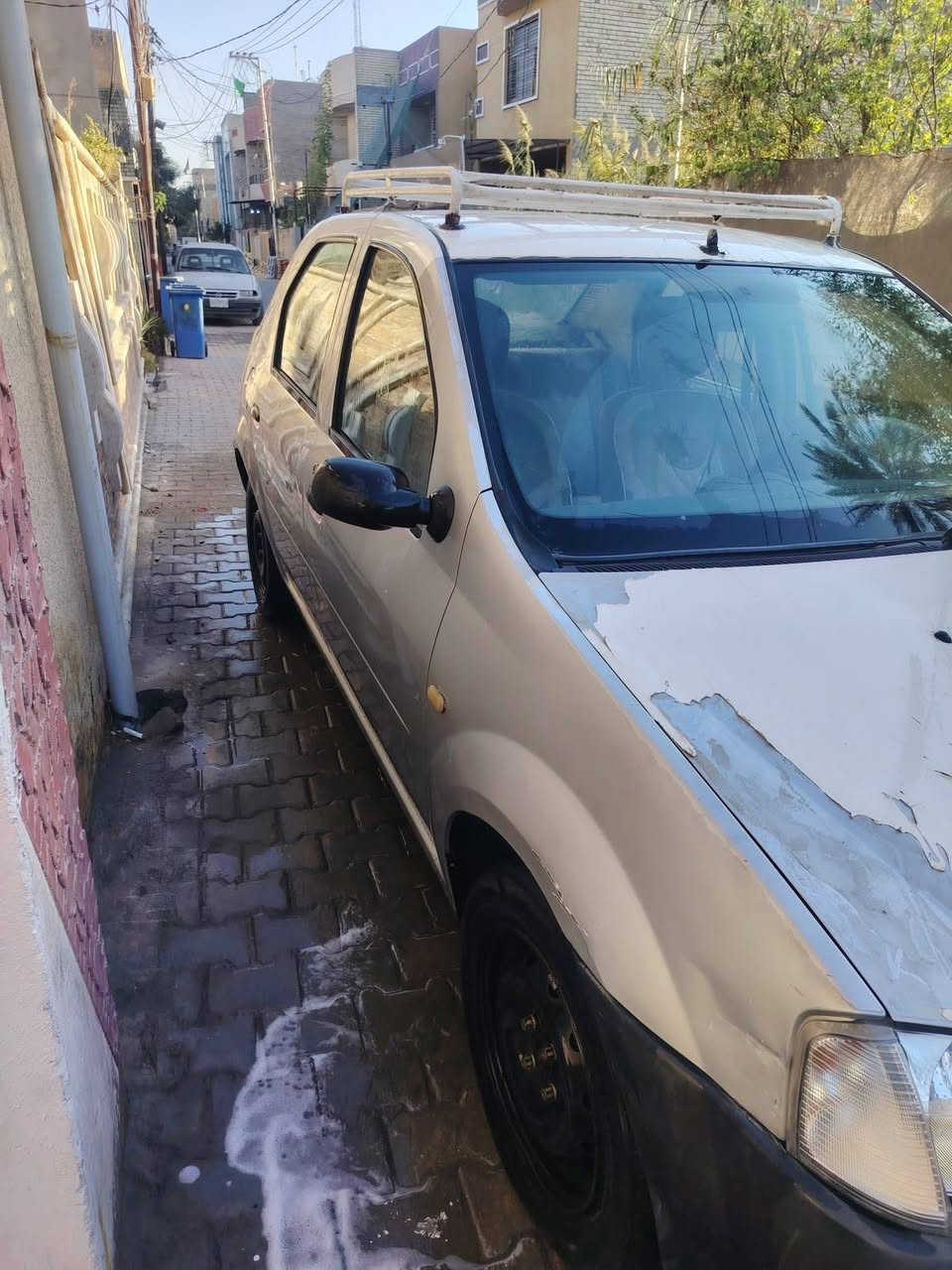 رينو لوكان موديل 2012 الرقم بغداد
سيارة. بدون اي حادث
تبريد ثلج  تدفئة معمرة وجاهزة
السنويه نافذة باسمي تحزيل ثاني يوم
  وبيها كم طخة سعرها 38 وبيها مجال
***********
