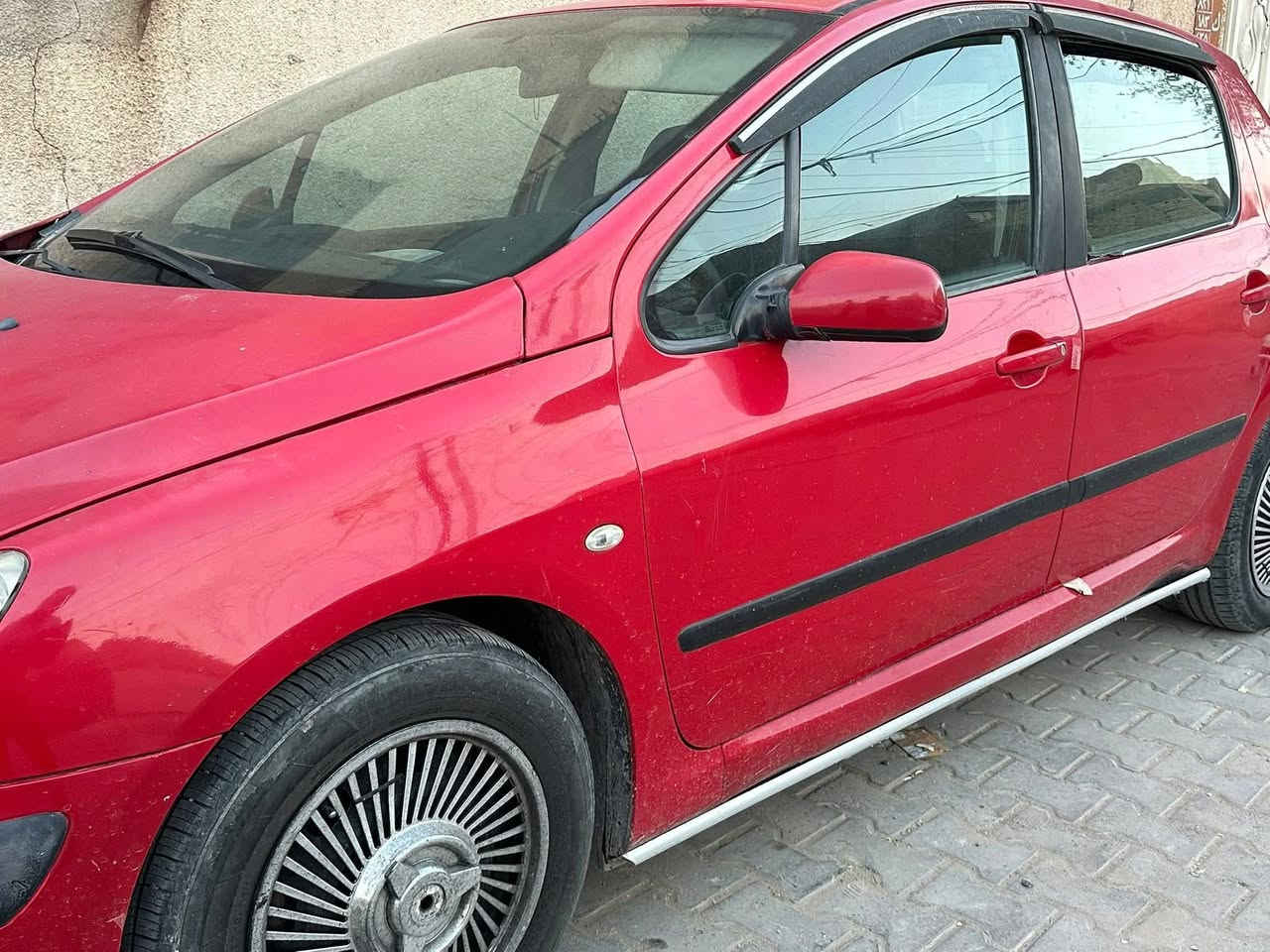 السلام عليكم بيجو 307
السياره للبيع فقط
رقم بابل باسمي 
السياره جاهزه وبدون اي نقص 
بيها صبغ مكانات. اثر جراد بدون حادث 
السعر ٤٠ وبيها مجال 
***********

