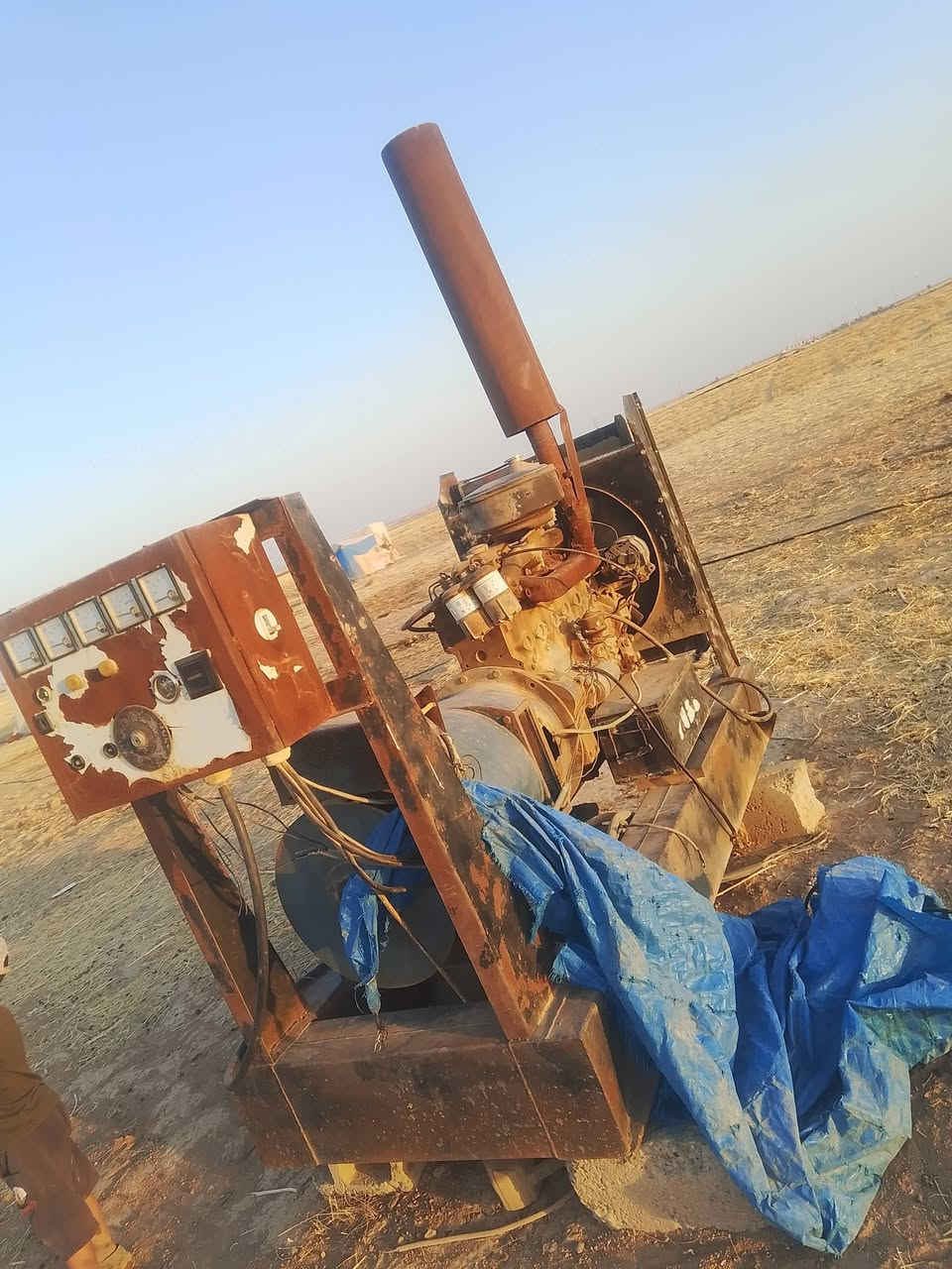 السلام وعليكم موجود محركين فوركسن ثنينهن استفسار على هاذه الرقم
***********
