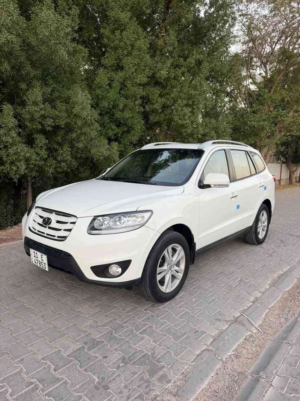 السلام عليكم للبيع سنتافيا موديل 2011 خليجي فول مواصفات محرك 3500 بيهة صبغ بالبابين جهة اليمين اثر طخة بسيطة ماشية 96 رقم بغداد بأسمي السعر 145 وبيهة مجال حك الجية للاستفسار *********** مكاني بغداد الكرخ
