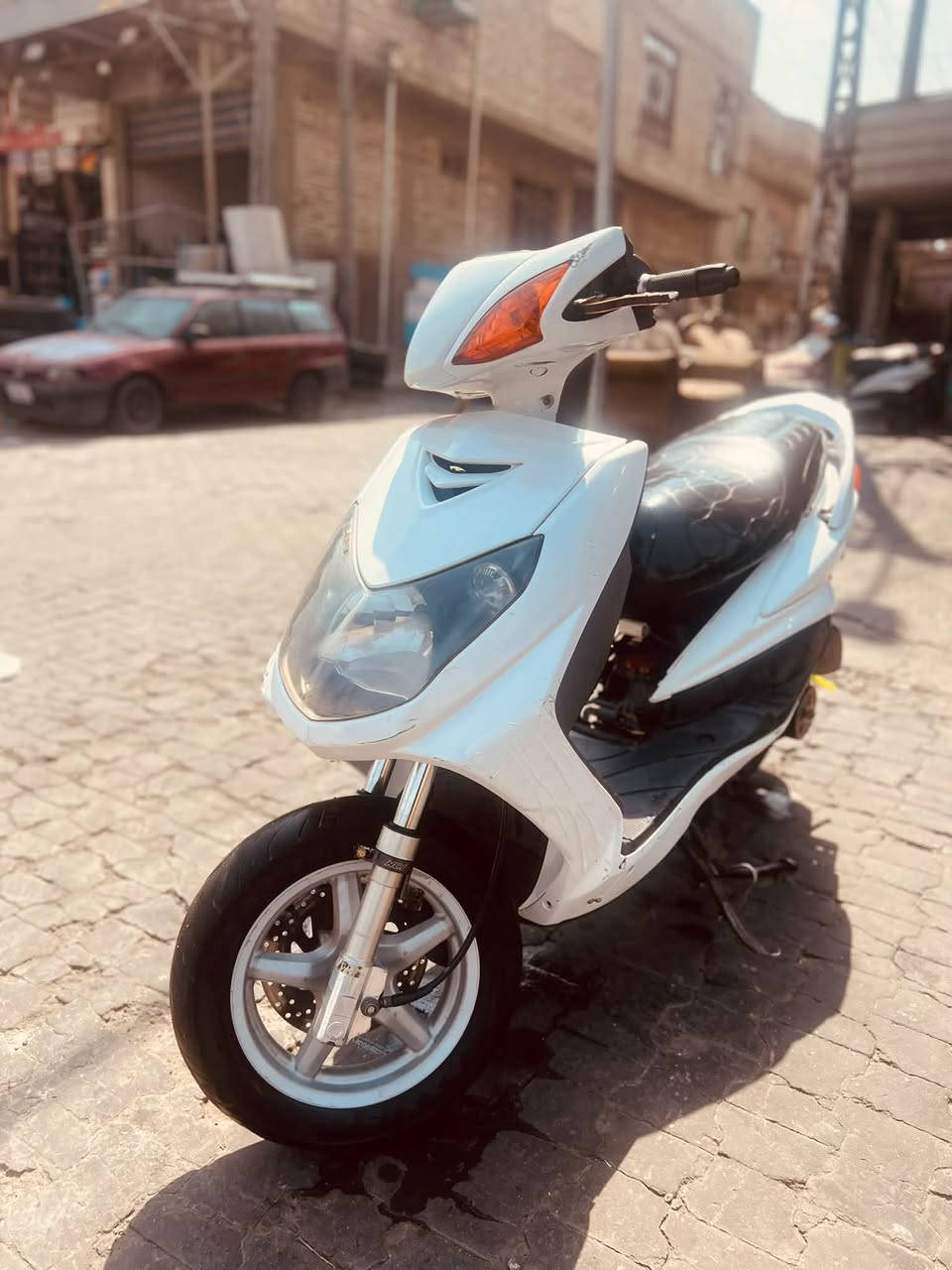 سلام عليكم
سكنس فحل نوزل خطين 

بيها جويتر رياضي 

كلجات رياضي امامي خلفي 

صدر دي واي 

دبلات خلفي مشمشي دي واي 

بكلايت خليه مشمشي 

يدات رياضي مشمشي

اشاير امامي مشمشي 

قاعده رقم رياضي مشمشي

بيها قباقه كور رياضي مشمشي

صالنصه رياضي 

كشن رياضي بلادي

مكينه ٥٨بلادي دراجه هاون سلعه ومعدل شرط  

لانضوح لاتبخير لادوانز 

فج رياضي مشمشي

تايرات امامي خلفي جلاتين 

سلف رياضي 

دراجه نكره بكل وقت 

مكاني مدينه الصدر 

هـ***********واتساب فقط 

ملاحضه :مراوس حسب لقناعه وبدون نطايح
