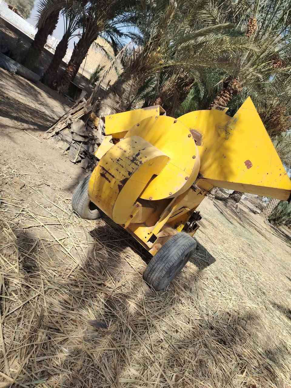 للبيع طاحونه عمل جديده مكانه ديوانيه طريق الدغاره ***********
