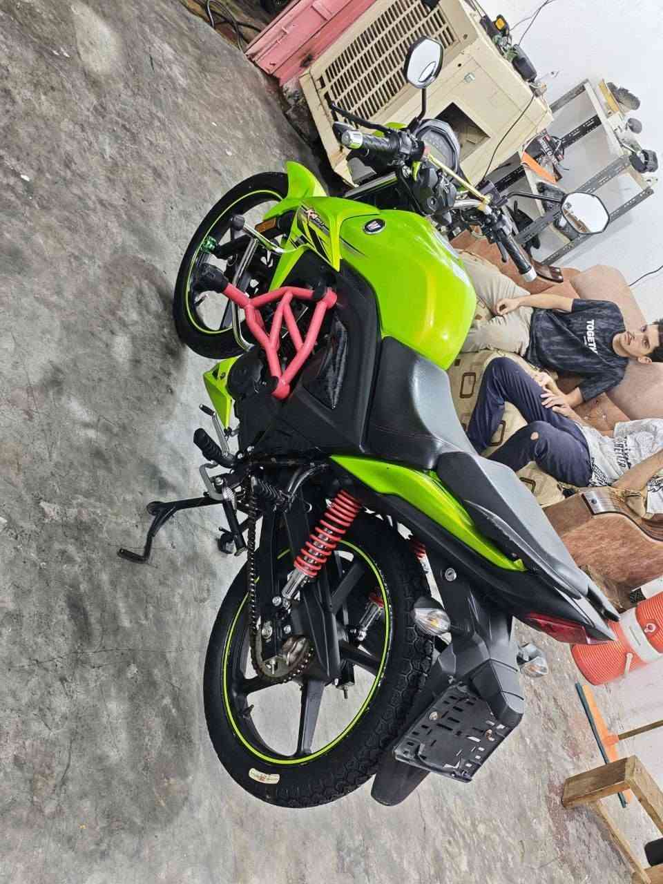 هاوجي للبيع موديل 2023مكفول كفاله عامه السعر 17ونص قفل***********
