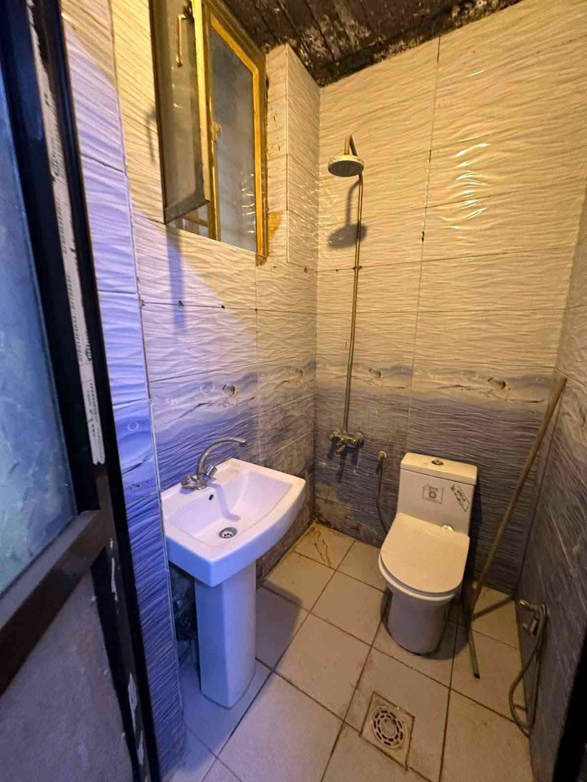 � للإيجار في السيدية – مربع الضباط
مشتمل طابقين معزول عزل كامل،

يحتوي على:

🛏️ غرفتين نوم
🛋️ صالة
🍳 مطبخ
🚿خدمات 

📍 الموقع: السيدية – الضباط

💰 الإيجار: 600 ألف شهرياً

📞 للاستفسار والحجز تواصل معنا
***********
