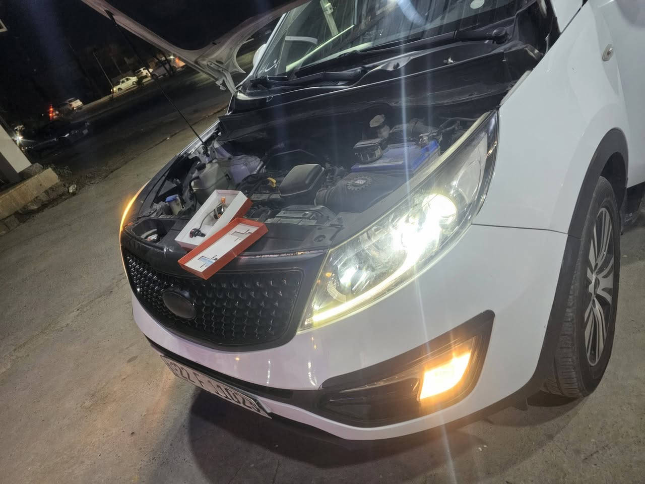 عروض الزينون راح تبدي من هاللحظه يا الله
فقط ب ١٥ الف بسس و النوعيه يمي معروفه 
زينون ثلجي ابيييض قياس لكل السيارات متوفره فقط ب ١٥ الف 
....
العنوان الجديد موصل الميثاق قرب مجسر الميثاق قبل النور ماركت #عالم_الصوتيات بإدارة #المهندس توصيل ٥ لكل المحافظات 
***********
