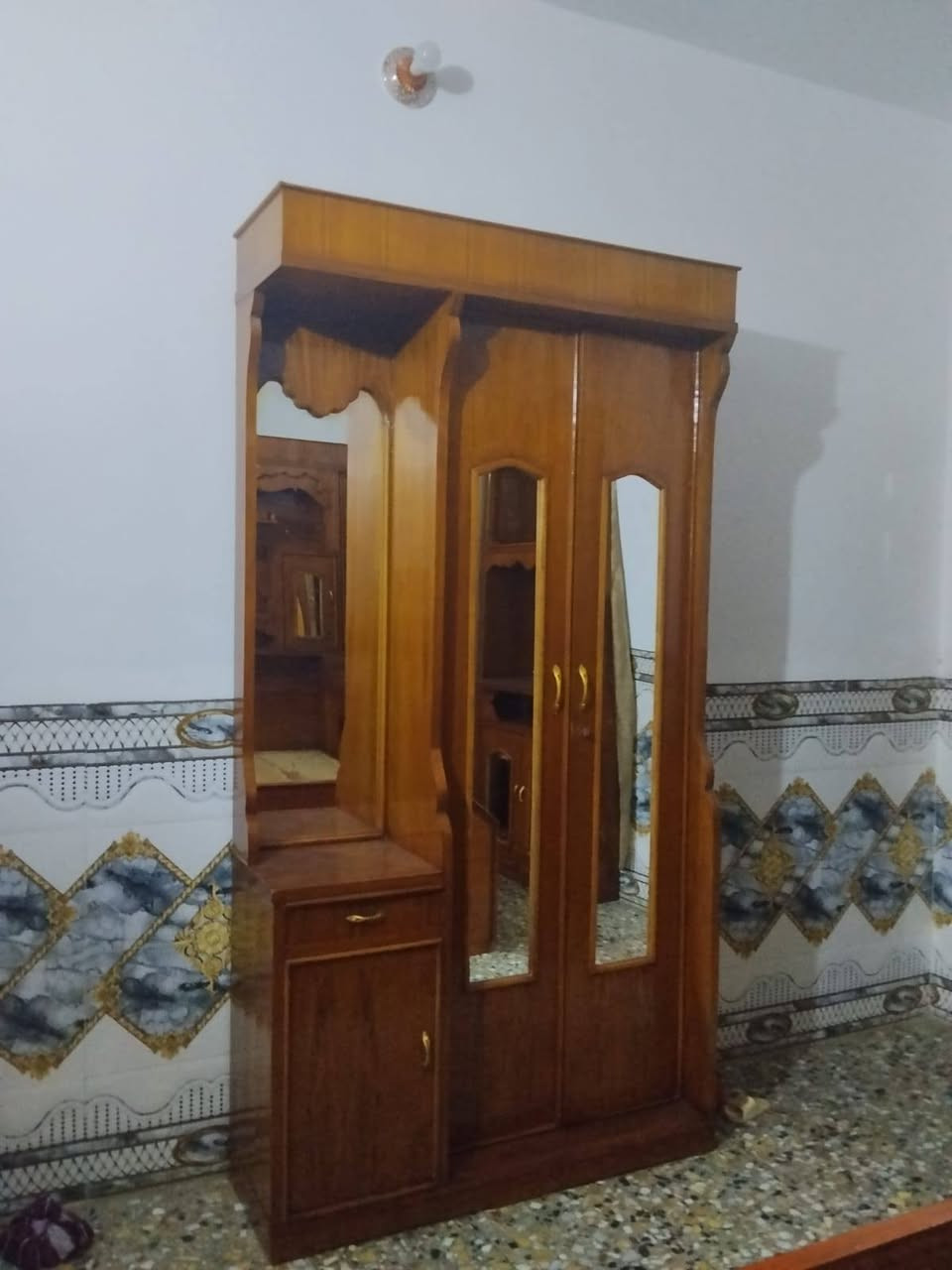 غرفه حطاطه مسرح ديوان برتفاع عالي شقل احطاطه داخل خارج صاج  ***********

