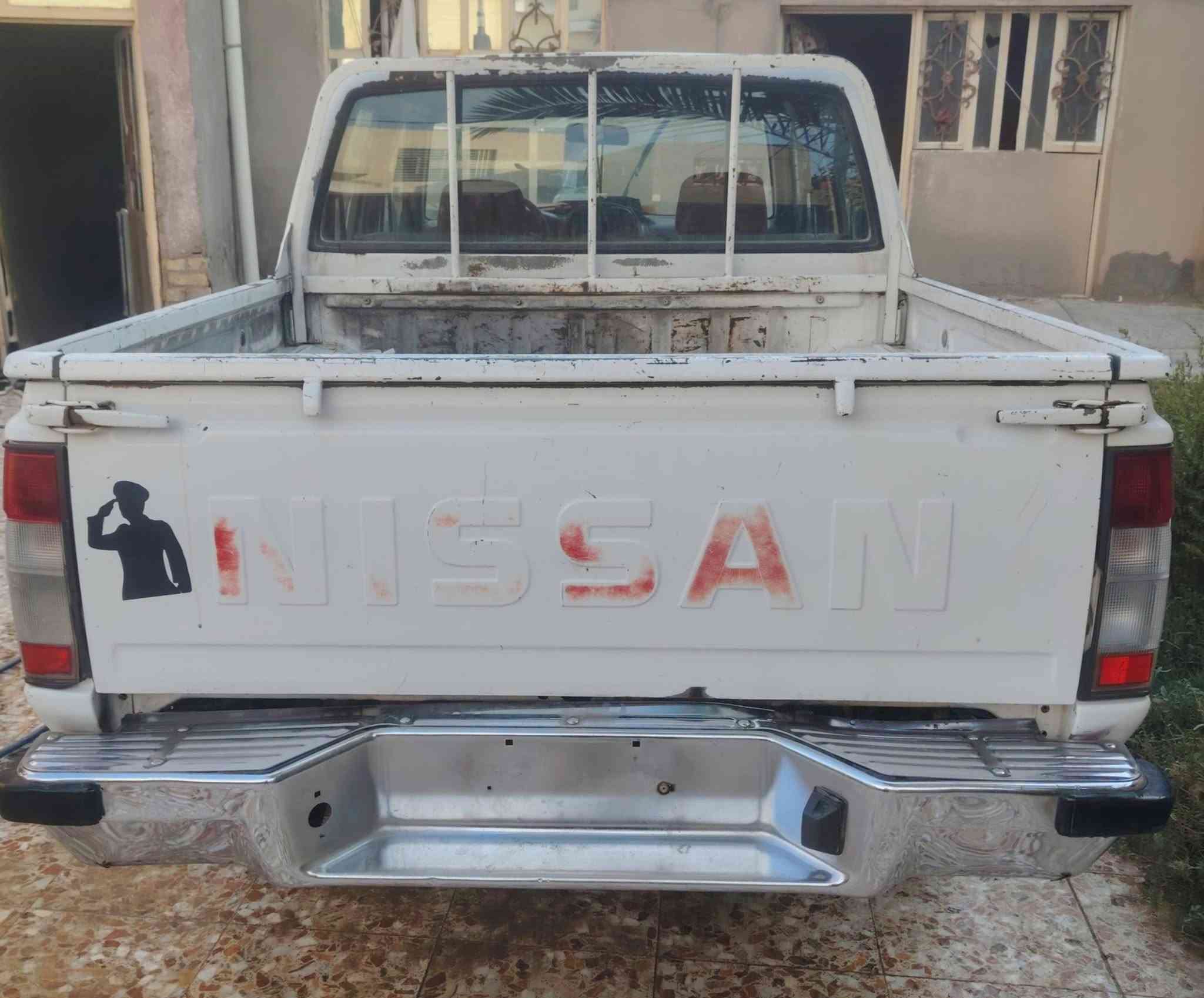نيسان دبل قماره ٢٠٠٨  للبيع مزاد الداخليه    السعر ٧٢ وبيه مجال بسيط
الاستفسار الاتصال ***********
